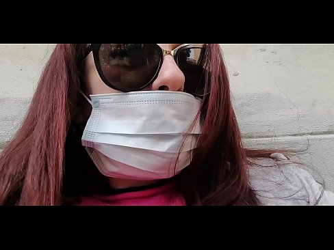 ❤️ Nicoletta se osveti susjedu i piški u njegovoj garaži (Posebna talijanska karantena Covid19) Seks video na hr.sexuria-net.ru