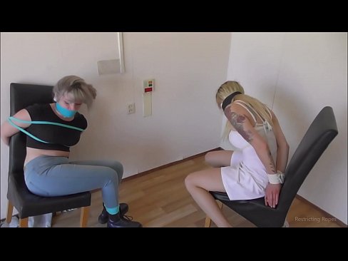 ❤️ Ovisnik / vezan i začepljen usta / djevojka u nevolji Seks video na hr.sexuria-net.ru